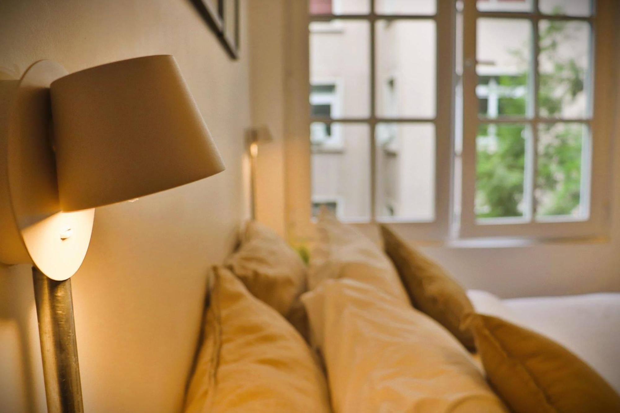 Apartamento Hom I Inmejorable En Calle Monjitas Santiago